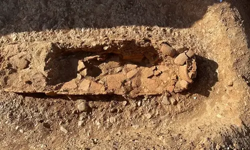 Nécropole punique découverte à Setsu en Sardaigne
